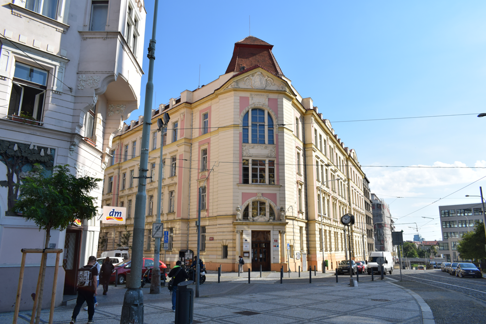 Grundschule Strossmayer-Platz