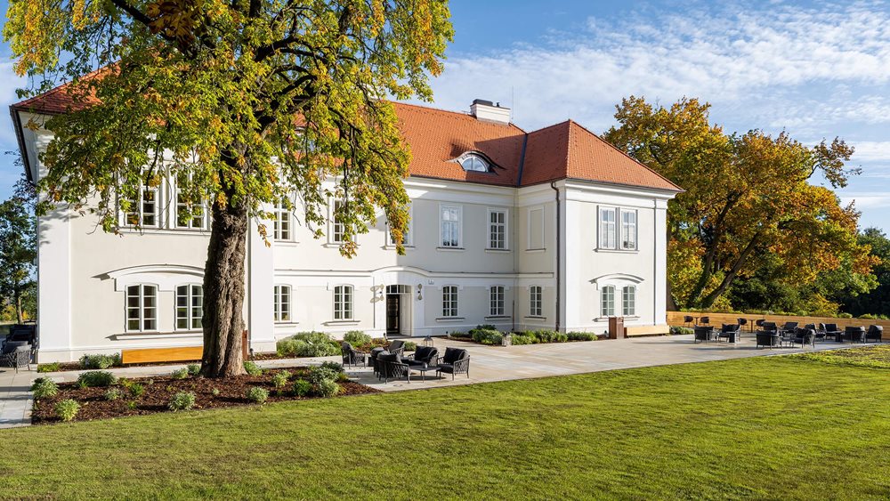 Golfclubhaus des Wohnkomplexes